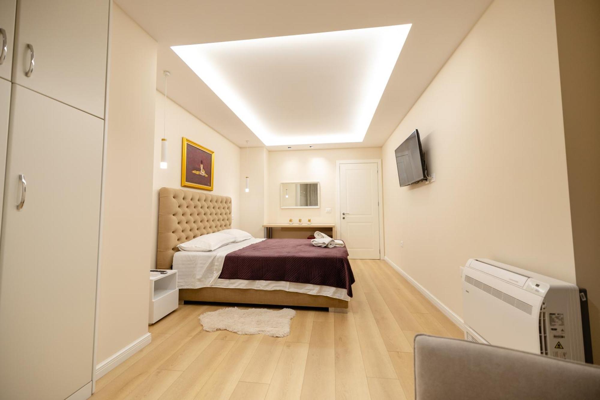 Luxury Center Observatori Apartament *